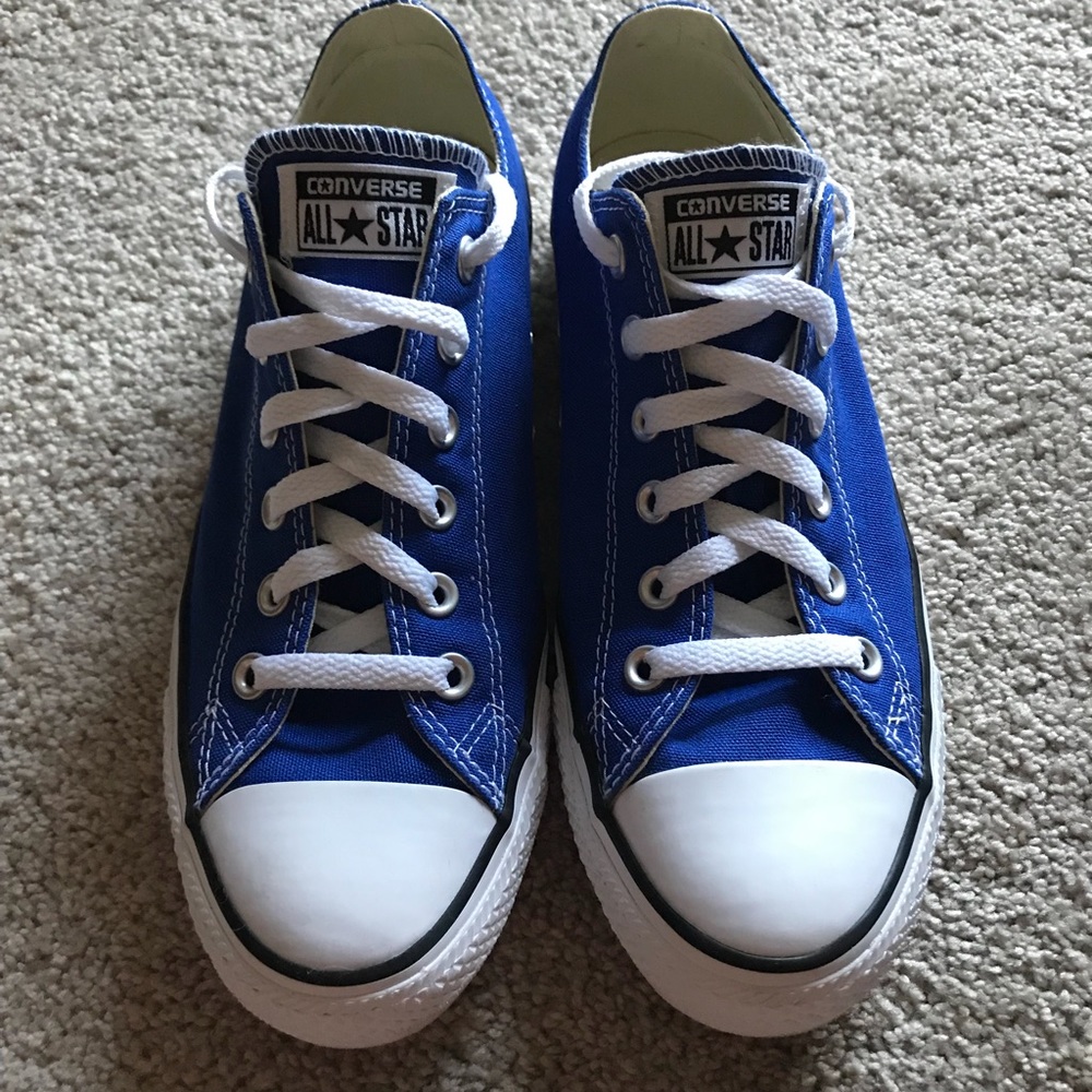Women’s blue Converse Allstar